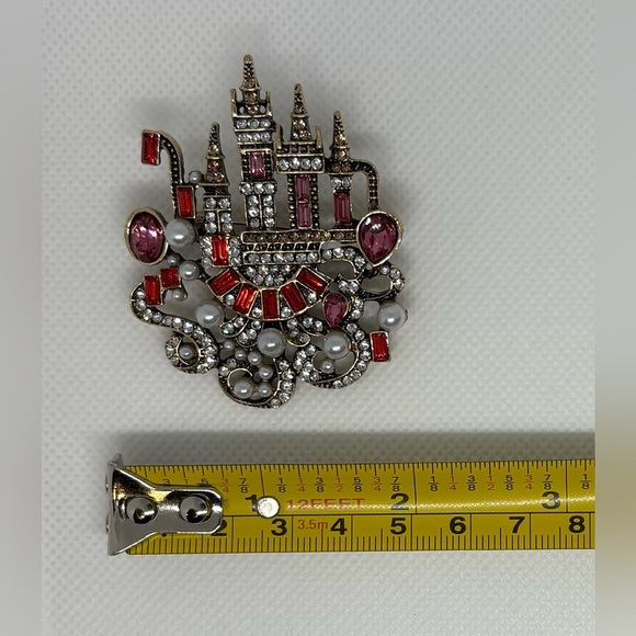 Fairytale Enchanted Castle Statement Brooch Pin - Picture 7 of 7